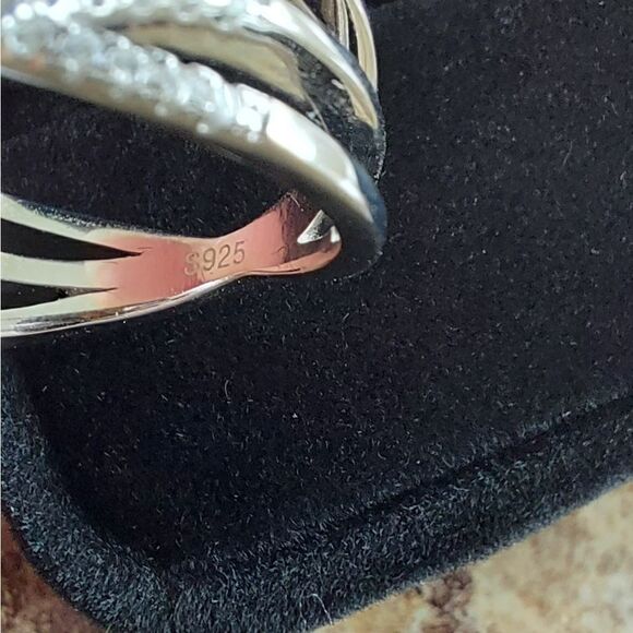 1 Carat Criss Cross Moissanite 925 Silver Engagement Ring - Picture 8 of 12